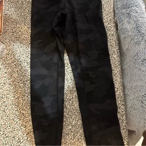Size 4 camo lululemon athletica leggings